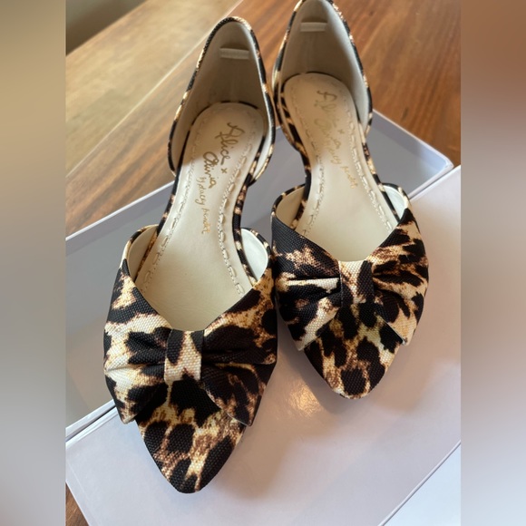 Alice and Olivia by Stacey Bendet leopard print flats 38.5 - Picture 5 of 11